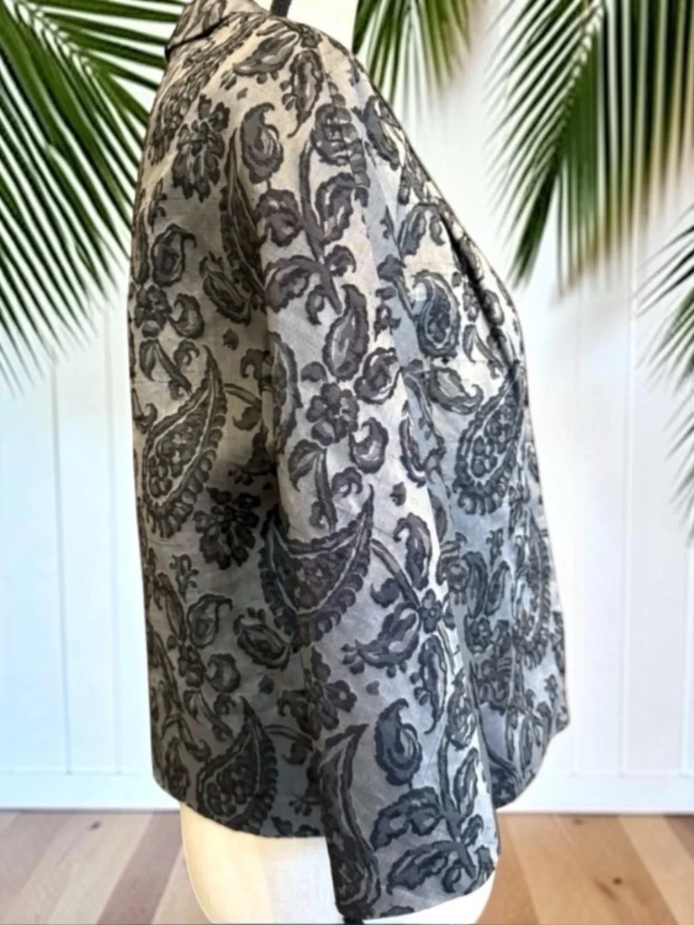 Dynasty Vintage Paisley Brocade Jacket Blazer Hong Kong British Crown Silk